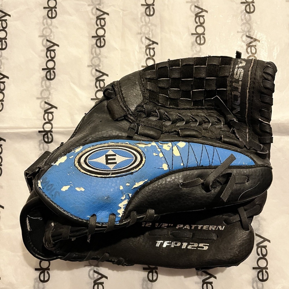 Easton TFP125 Fastpitch Softball Glove 12.5" RHT Right Hand Throw Blue
